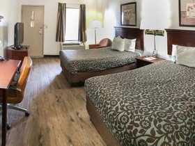 Days Inn by Wyndham Raleigh Glenwood-Crabtree