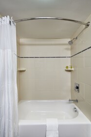Doubletree Raleigh Crabtree