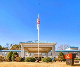 Econo Lodge Raleigh Near Walnut Creek Amphitheatre