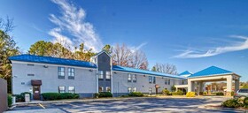 Econo Lodge Raleigh Near Walnut Creek Amphitheatre