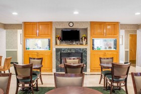 Econo Lodge Raleigh Near Walnut Creek Amphitheatre