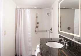 Embassy Suites by Hilton Raleigh Crabtree