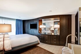 Embassy Suites Raleigh-Durham Airport/Brier Creek