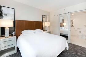 Embassy Suites Raleigh-Durham Airport/Brier Creek