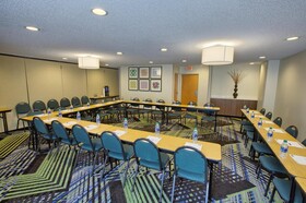 Holiday Inn Express & Suites Raleigh North - Wake Forest