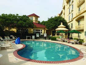 La Quinta Inn & Suites by Wyndham Raleigh Crabtree