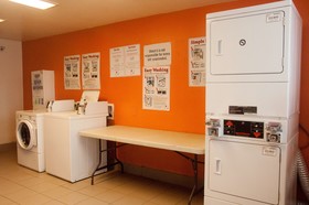 Motel 6 Raleigh Southwest Cary