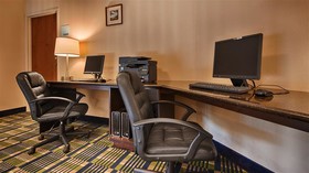 SureStay Plus Hotel by Best Western Roanoke Rapids I 95