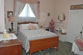 Carrier Houses Bed and Breakfast