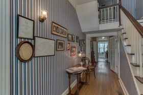 Carrier Houses Bed and Breakfast