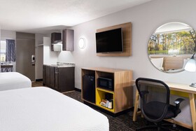 Days Inn by Wyndham Salisbury, NC