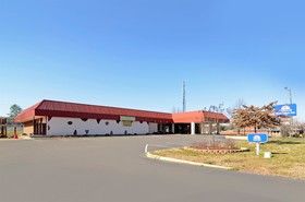 The Sanford Inn