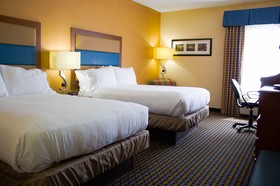 Holiday Inn Express & Suites Sanford