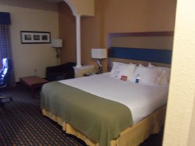 Holiday Inn Express & Suites Sanford