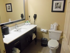 Holiday Inn Express & Suites Sanford