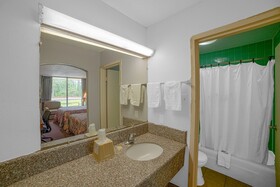 Masters Inn Selma/Smithfield I-95 By OYO