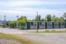 Masters Inn Selma/Smithfield I-95 By OYO