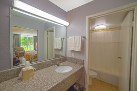 Masters Inn Selma/Smithfield I-95 By OYO