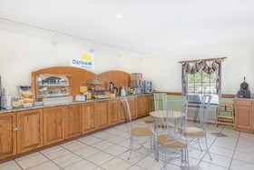 Days Inn by Wyndham Shallotte