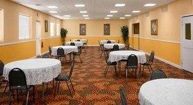 Days Inn by Wyndham Shelby