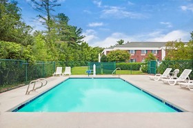 Days Inn & Suites by Wyndham Siler City