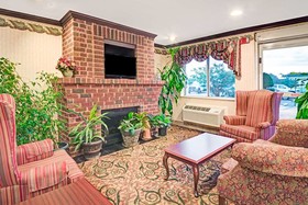 Days Inn & Suites by Wyndham Siler City