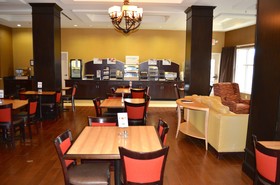 Holiday Inn Express Hotel & Suites Smithfield - Selma I-95