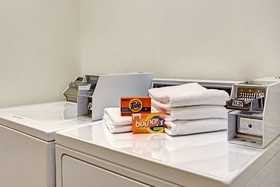 Super 8 by Wyndham Smithfield