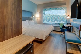 Tru by Hilton Smithfield I-95