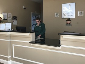 Blue Water Inn & Suites, BW Signature Collection