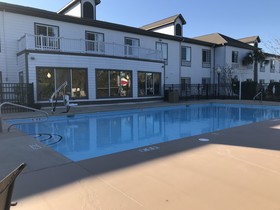 Blue Water Inn & Suites, BW Signature Collection