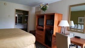 Days Inn & Conf Center by Wyndham Southern Pines Pinehurst