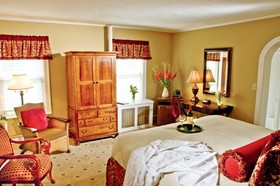 Mid Pines Inn & Golf Club