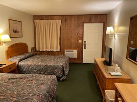 Pine Valley Motel