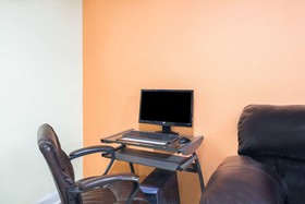 Days Inn by Wyndham Statesville