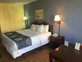 Days Inn by Wyndham Statesville