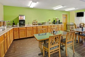 Microtel Inn & Suites by Wyndham Statesville