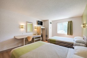 Motel 6 Statesville