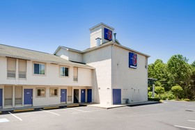 Motel 6 Statesville