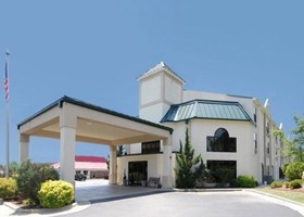 Quality Inn & Suites Tarboro