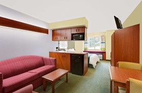 Microtel Inn & Suites by Wyndham Thomasville/High Point/Lexi