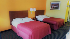 Roadway Inn