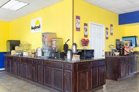 Days Inn by Wyndham Washington