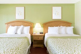 Days Inn by Wyndham Washington