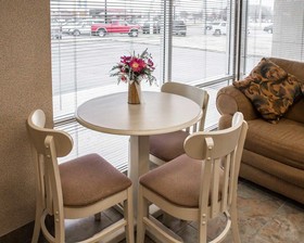 Econo Lodge North Washington