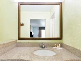 Days Inn by Wyndham Washington