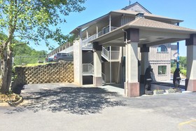 Econo Lodge Waynesville