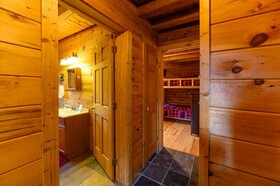 Smokies Overlook Lodge