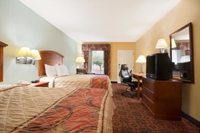 Days Inn by Wyndham Weldon Roanoke Rapids
