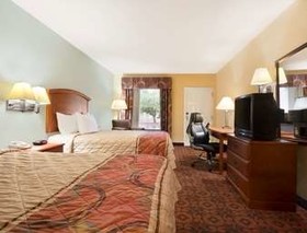 Days Inn by Wyndham Weldon Roanoke Rapids